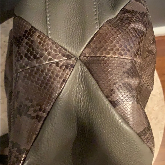 Gucci Bag Green Python Greenwich Hobo Army Bag - Picture 10 of 13